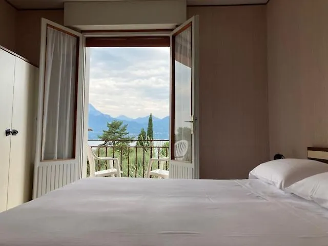 Hotel Zanetti Torri Del Benaco Italy