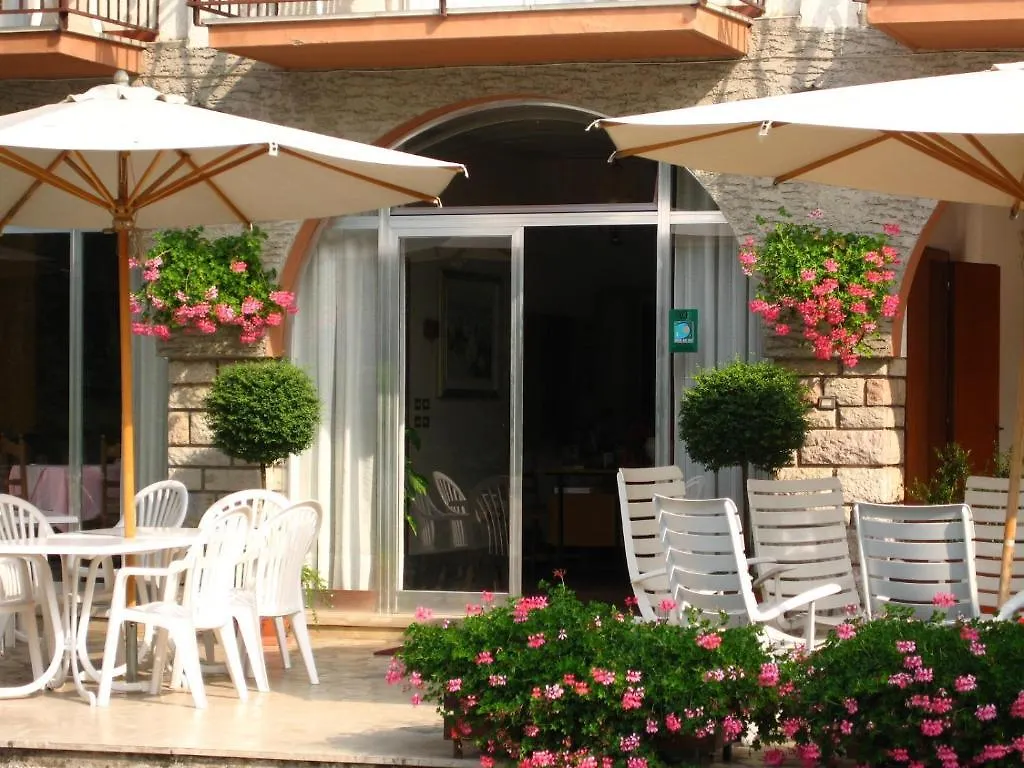 Hotel Zanetti Torri Del Benaco