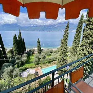 Wonderful View With Pool With Breakfast Gardasee Appartement