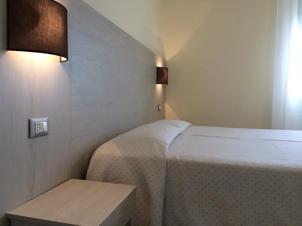 Hotel Zanetti Torri Del Benaco