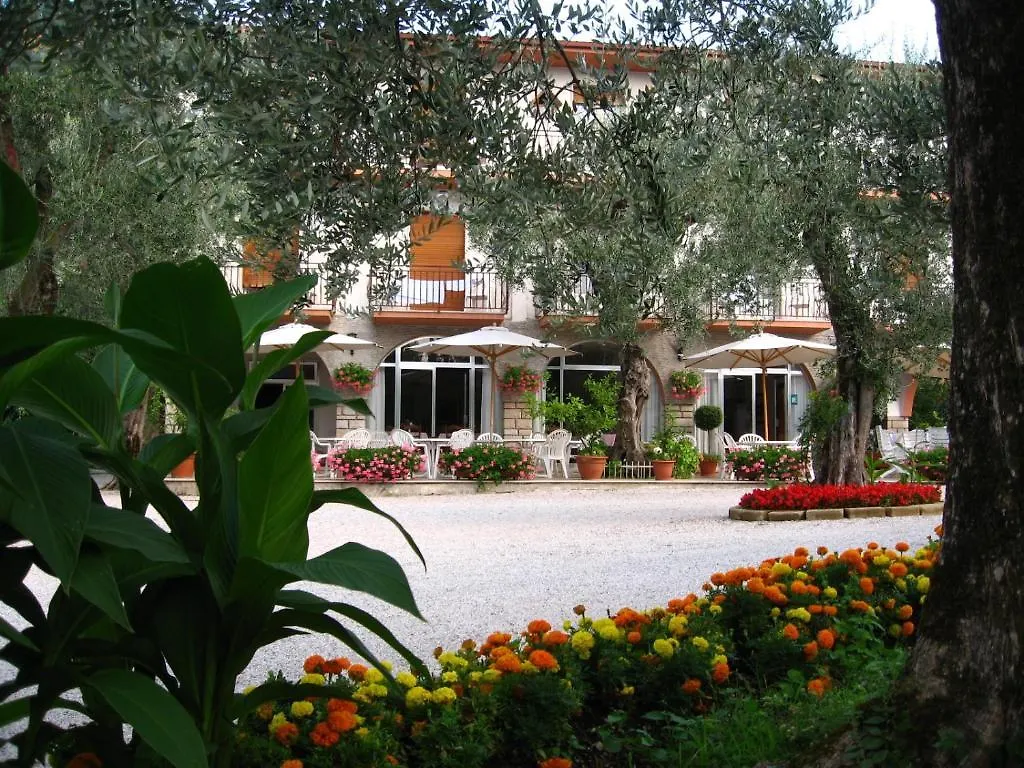 Hotel Zanetti Torri Del Benaco Itália